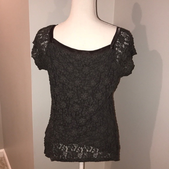 CAbi Lace Top - style #829 - size large NWOT - Picture 2 of 6